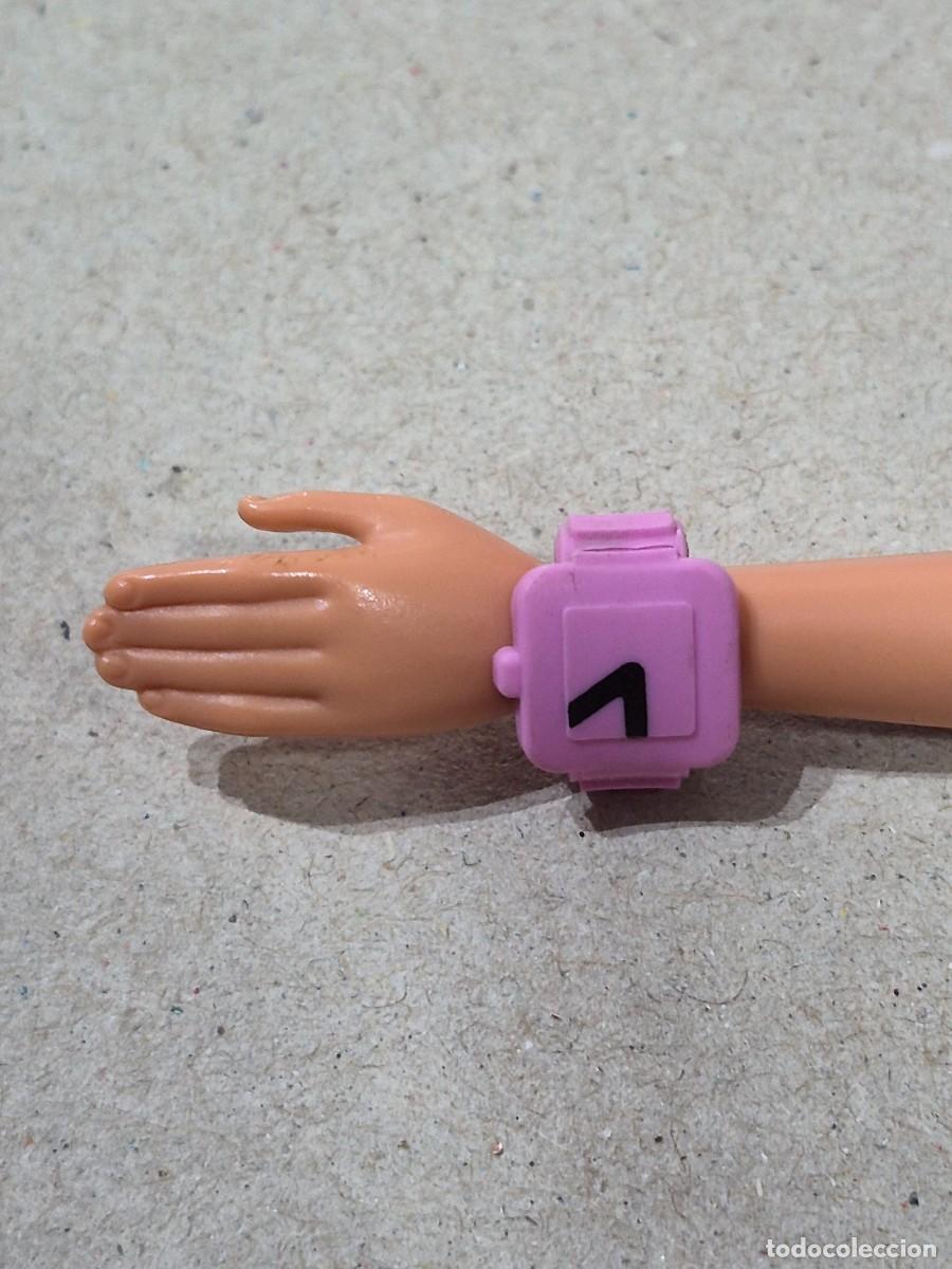 Barbie y Ken: Reloj de mu&ntilde;eca barbie. - Foto 1