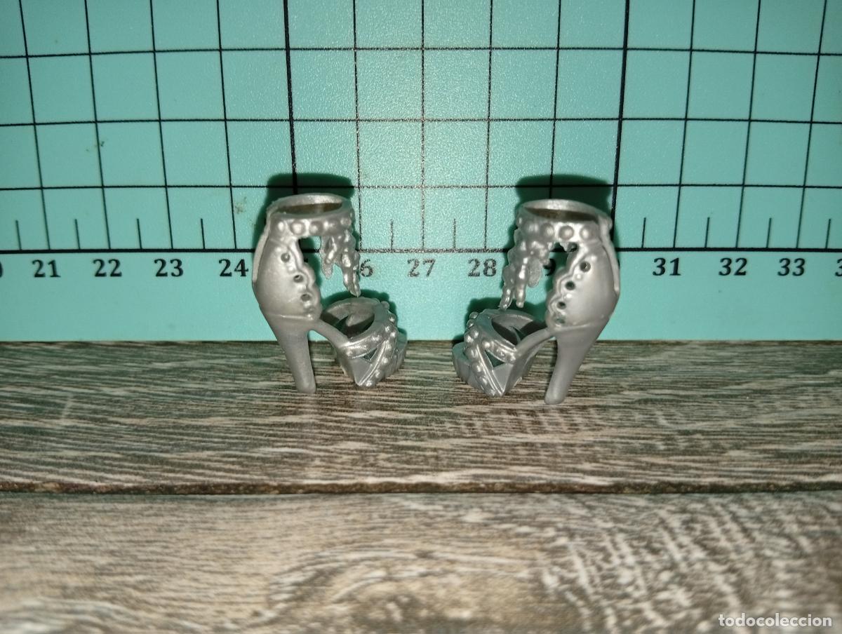 Barbie y Ken: Zapatos de mu&ntilde;eca Barbie - Foto 3