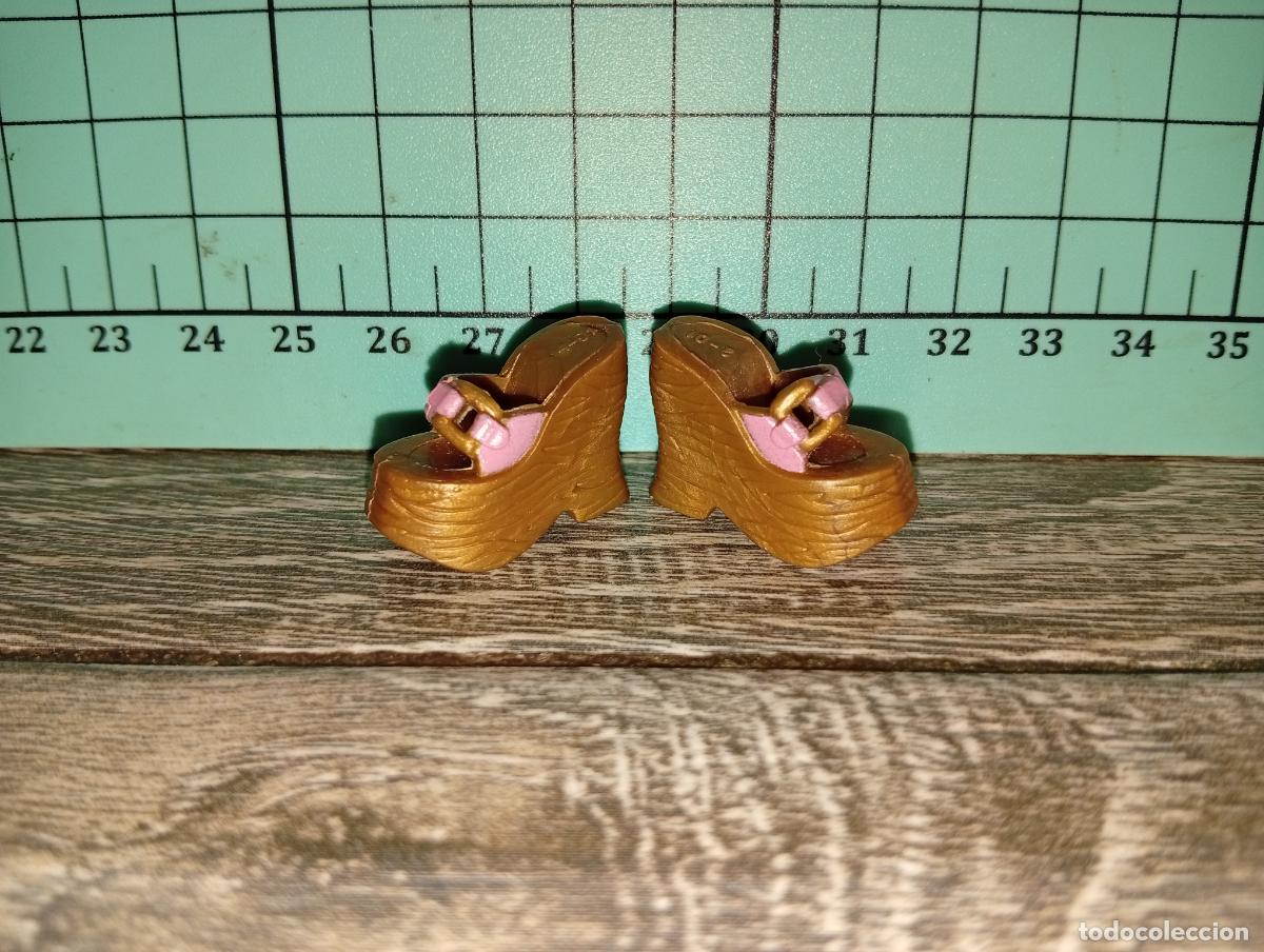 Barbie y Ken: Zapatos de mu&ntilde;eca Barbie - Foto 1