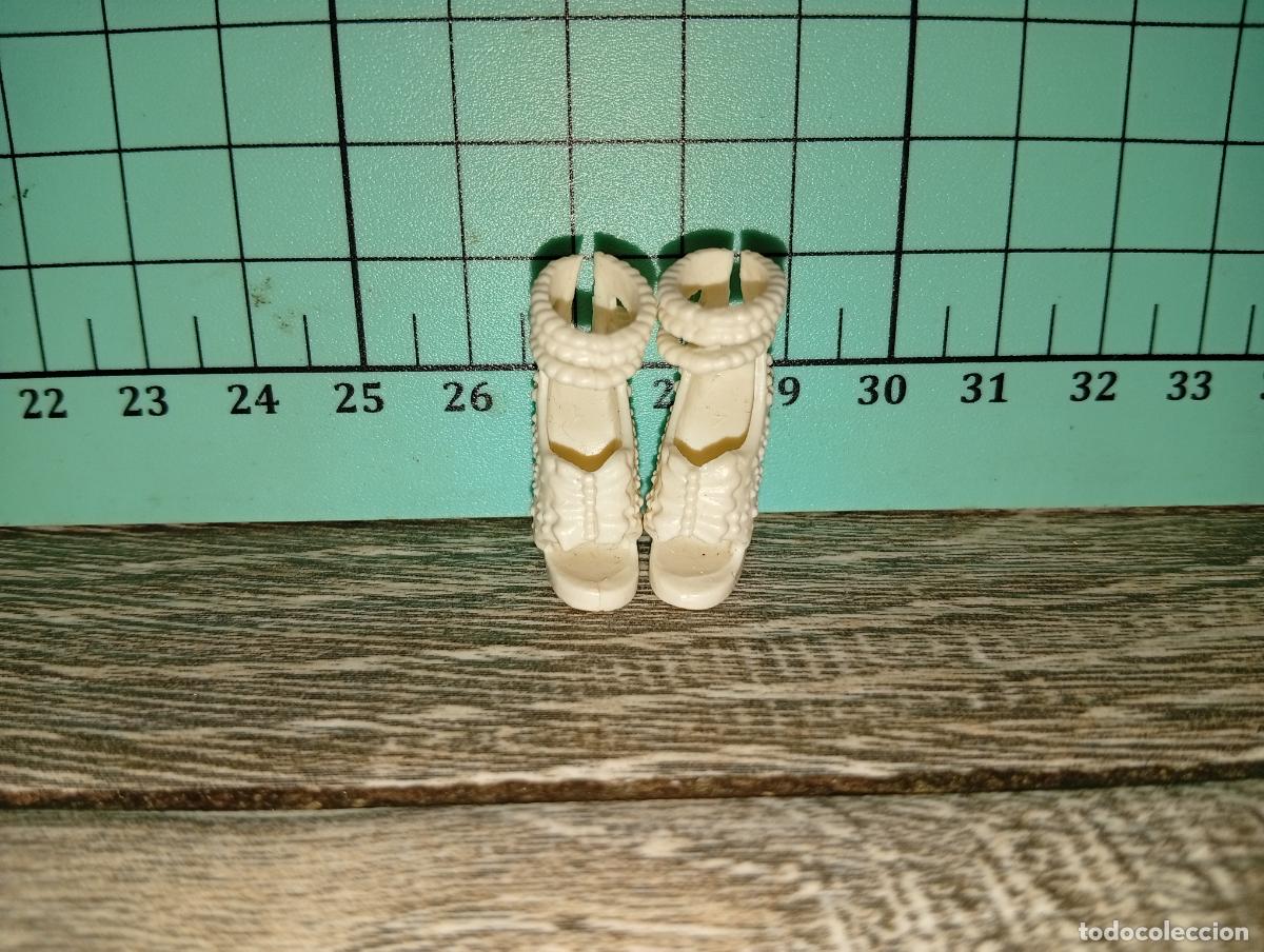 Barbie y Ken: Zapatos de mu&ntilde;eca Barbie - Foto 3