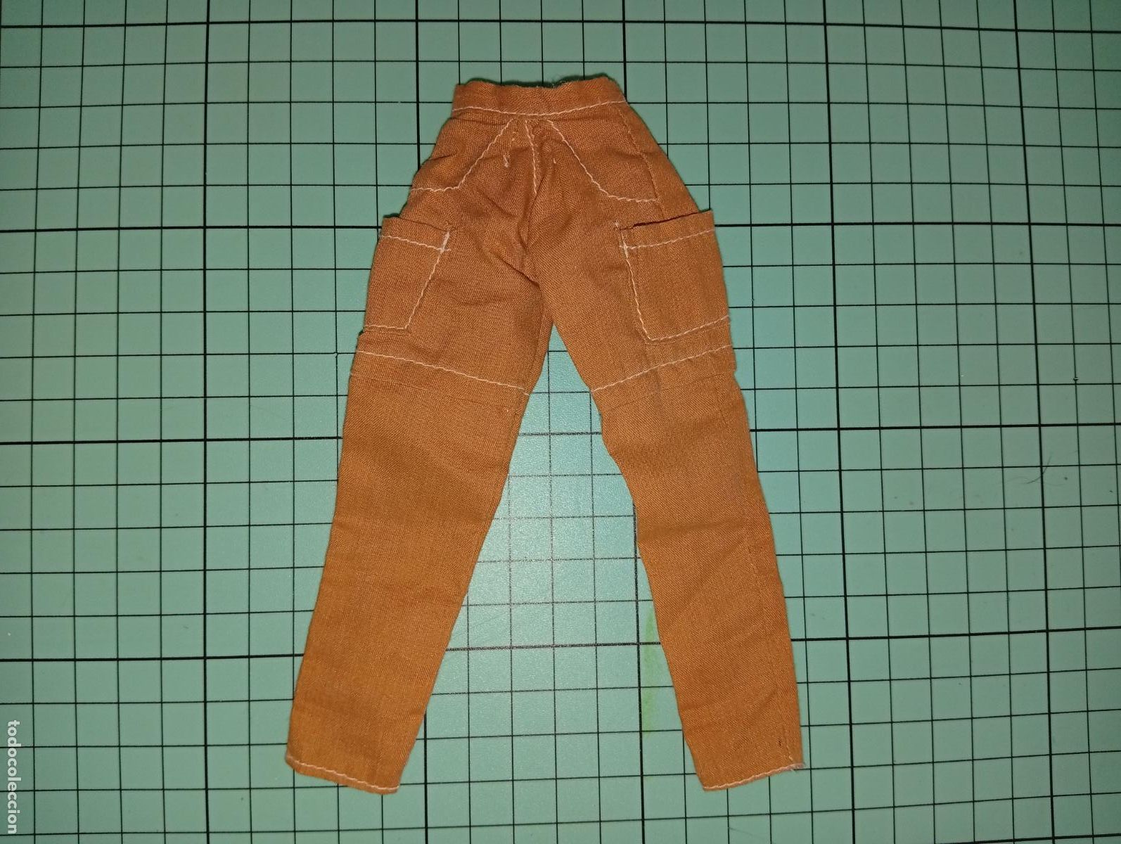 Barbie y Ken: Pantal&oacute;n para mu&ntilde;eca Barbie