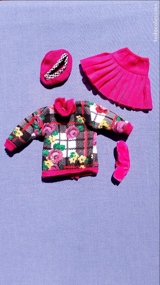 Barbie y Ken: Antiguo conjunto de ropa Escocia original de Barbie de Mattel Spain, a&ntilde;os 80