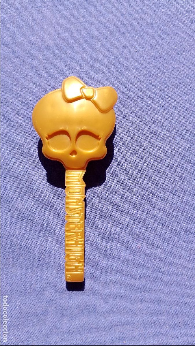 Barbie y Ken: Cepillo dorado original mu&ntilde;ecas Monster High de Mattel