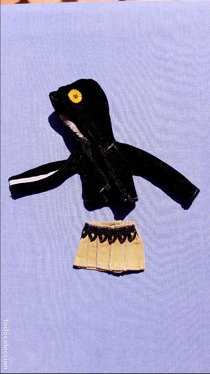 Barbie y Ken: Antiguo conjunto de falda y chaqueta originales de mu&ntilde;eca Barbie My Scene de Mattel