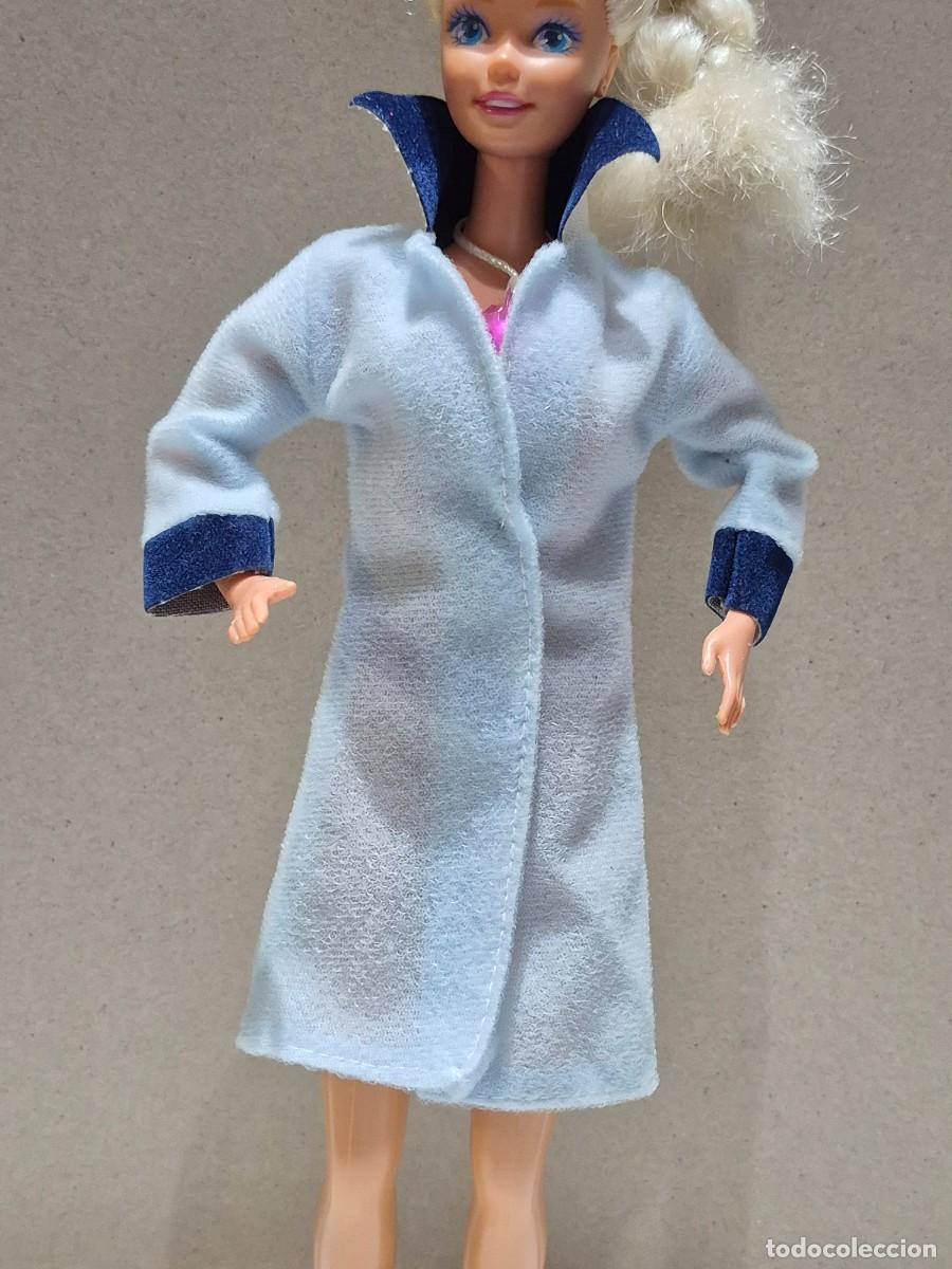 Barbie y Ken: Chaqueta valida barbie, Sindy y otras