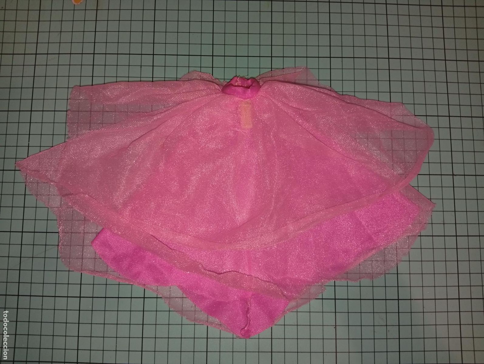 Barbie y Ken: Falda de mu&ntilde;eca Barbie fantasy vintage