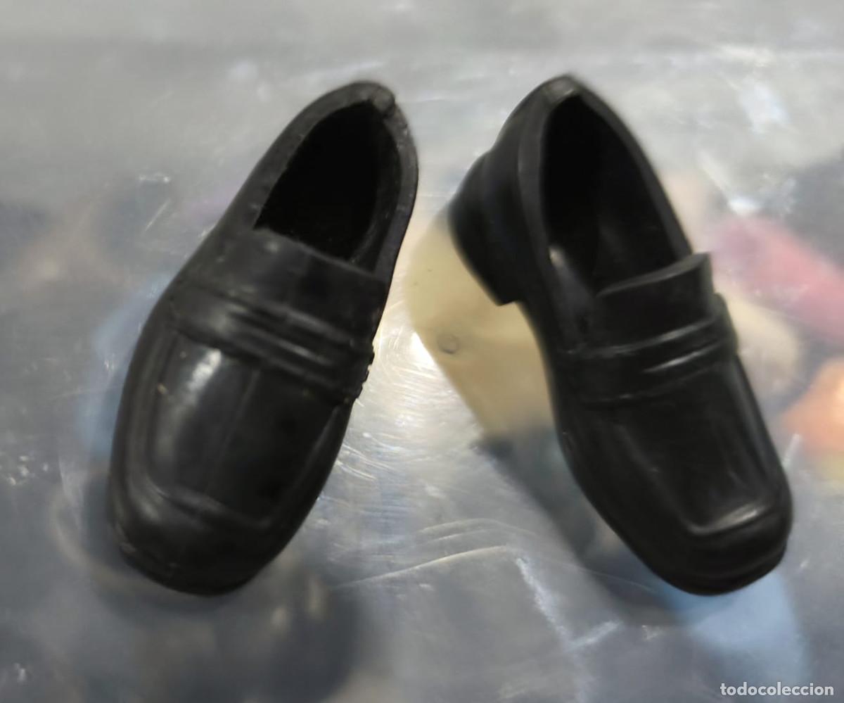Barbie y Ken: ZAPATOS para Mu&ntilde;eco Ken