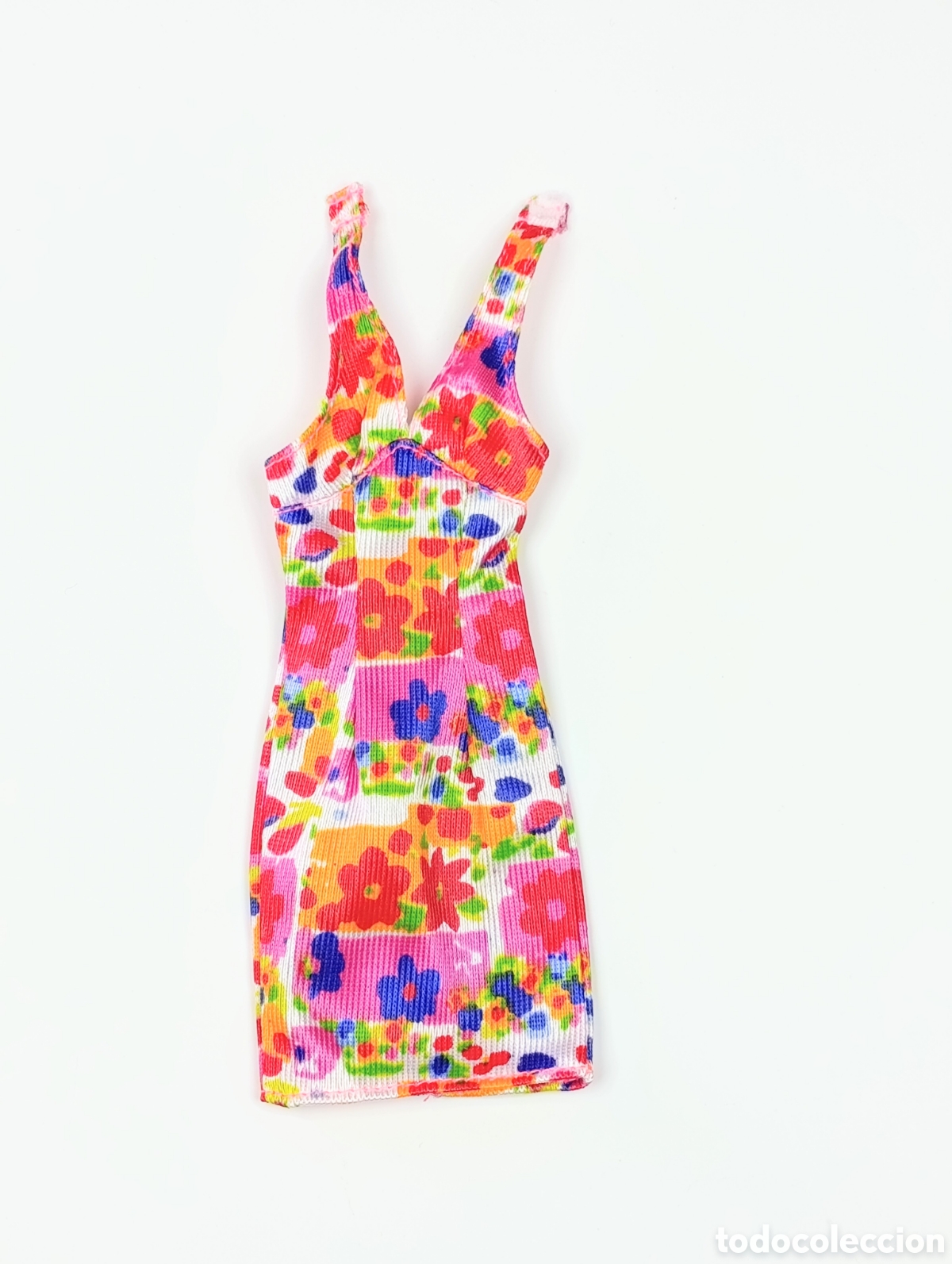 Barbie y Ken: Vestido Barbie fashion pack flores