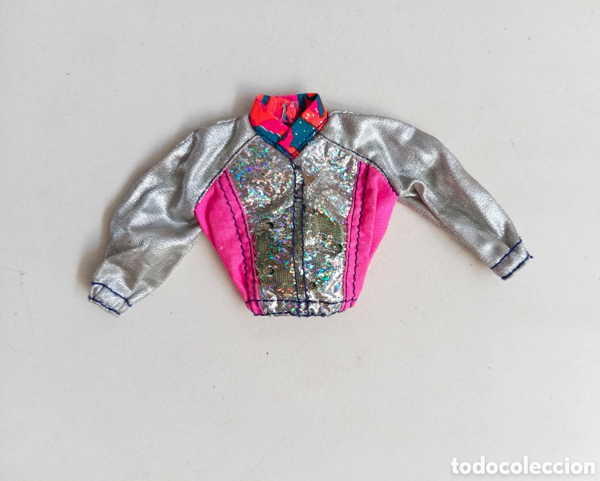 Barbie y Ken: Sindy Ritmo Rock 1995 chaqueta cazadora plateada y rosa fucsia a&ntilde;os 90 Hasbro disco Barbie