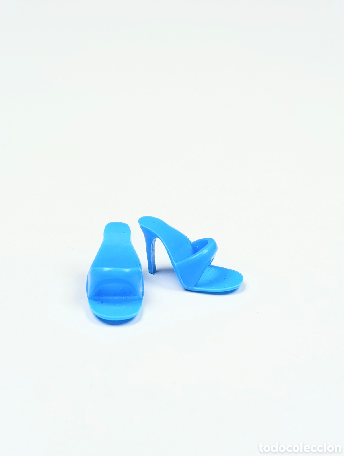 Barbie y Ken: Zapatos Barbie azules open toe