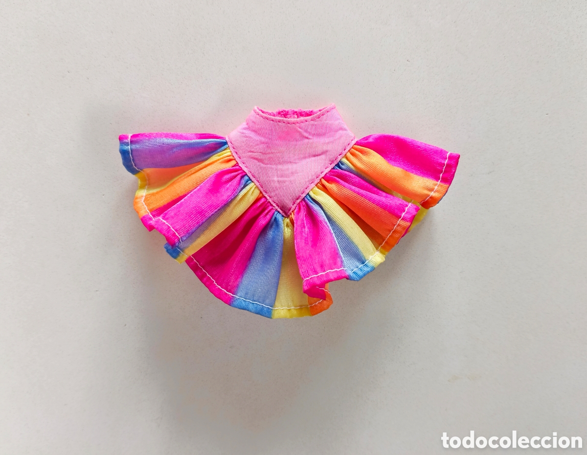 Barbie y Ken: Sindy Rainbow hair 1992 falda rosa, arcoiris Hasbro a&ntilde;os 90 Barbie