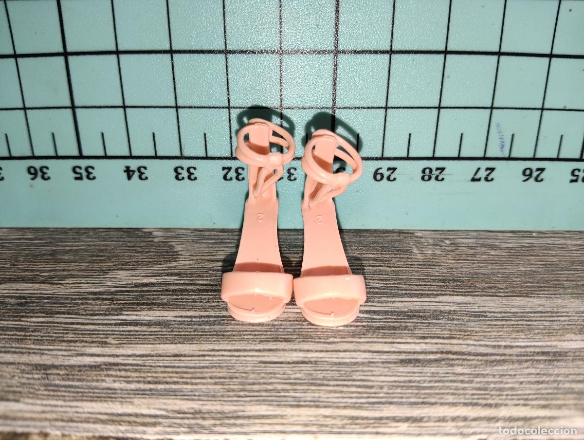 Barbie y Ken: Zapatos de mu&ntilde;eca Barbie - Foto 2