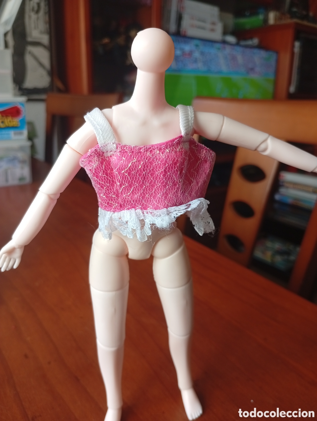 Barbie y Ken: MU&Ntilde;ECA BARBIE O SIMILAR TOP