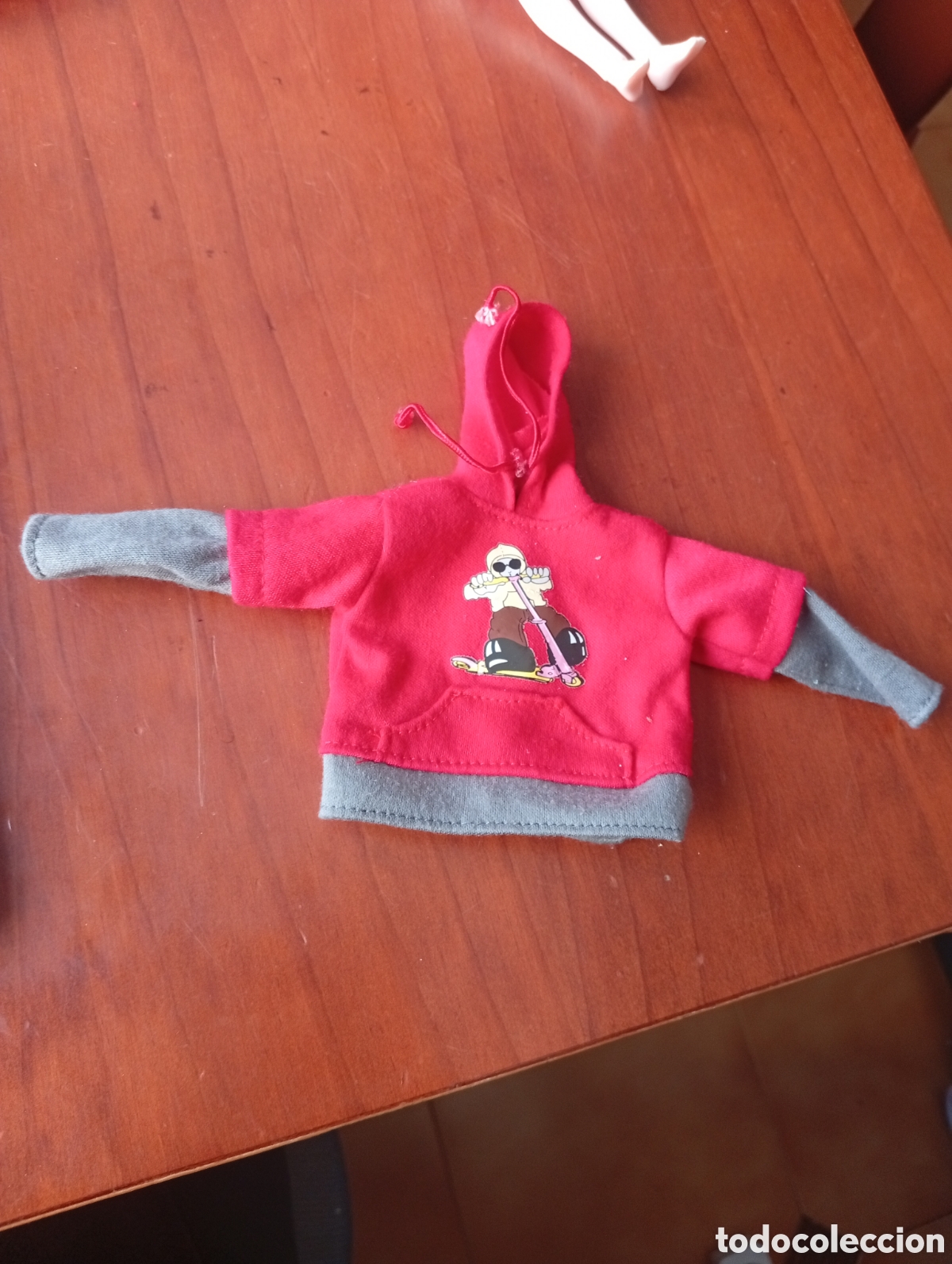 Barbie y Ken: MU&Ntilde;ECA BARBIE STEFFY LOVE O SIMILAR SUDADERA