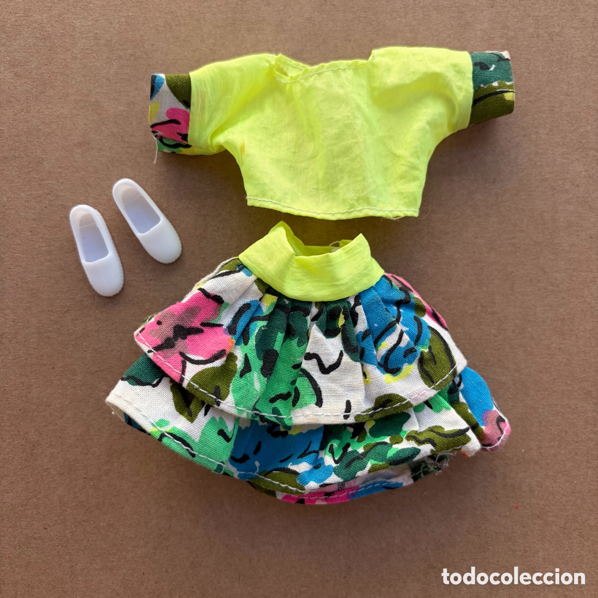 Barbie y Ken: Vestido para mu&ntilde;eca Barbie o Sindy a&ntilde;os 90