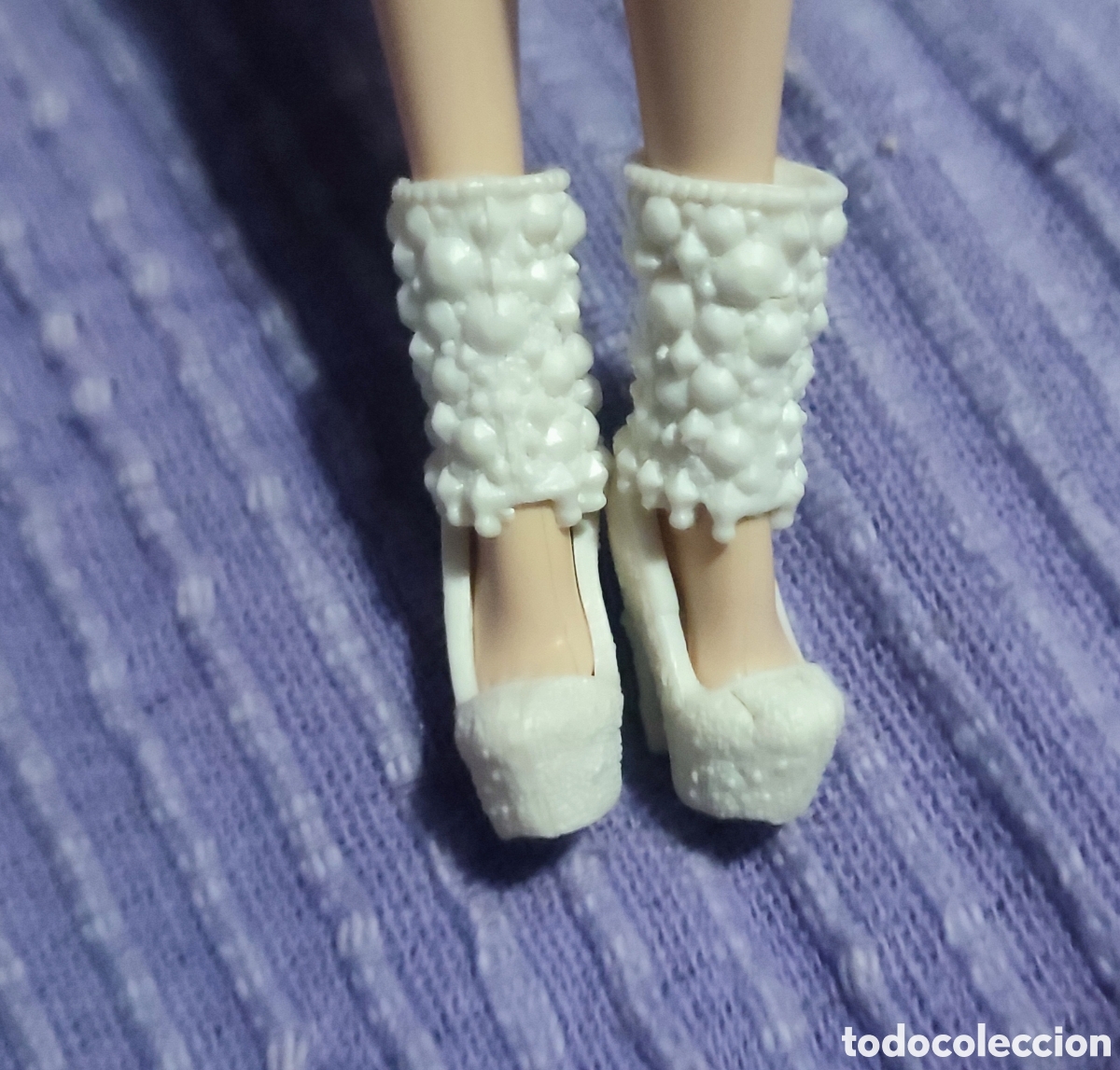 Barbie y Ken: Zapatos de tacon fashion model blancos