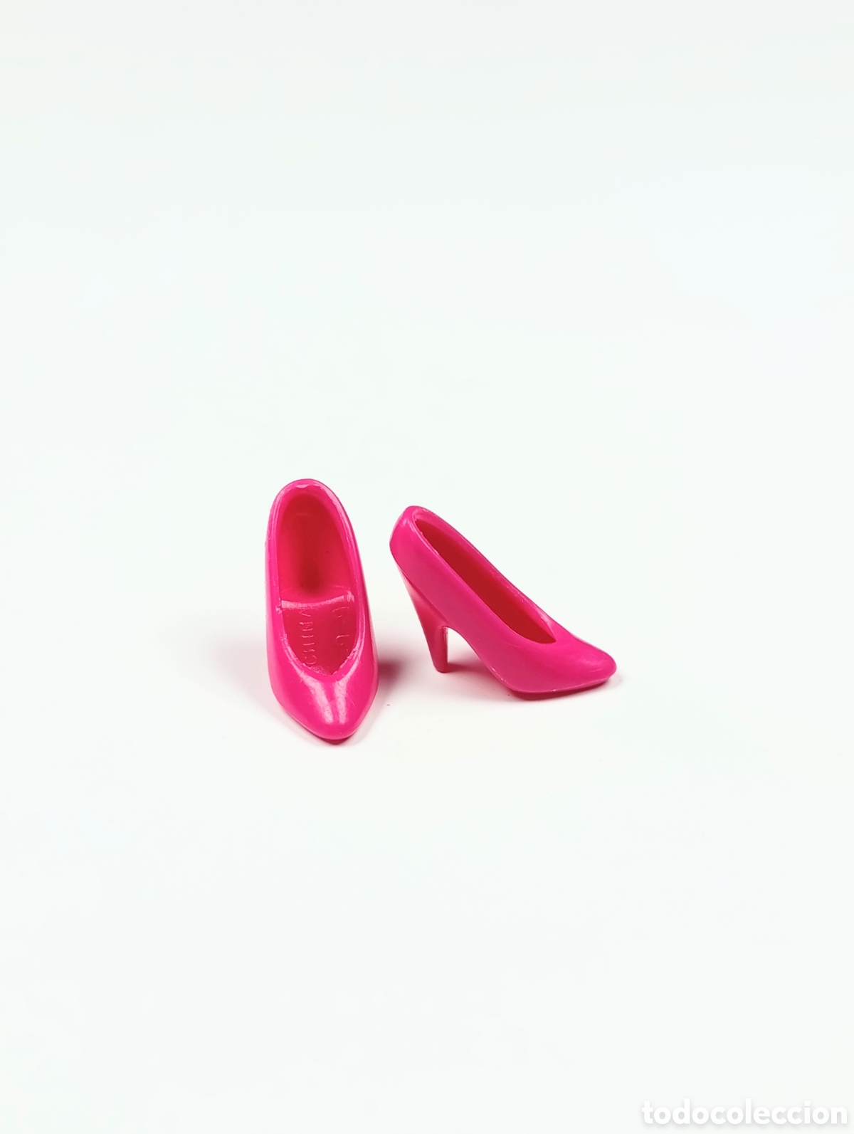 Barbie y Ken: Zapatos tac&oacute;n Barbie color fucsia oscuro