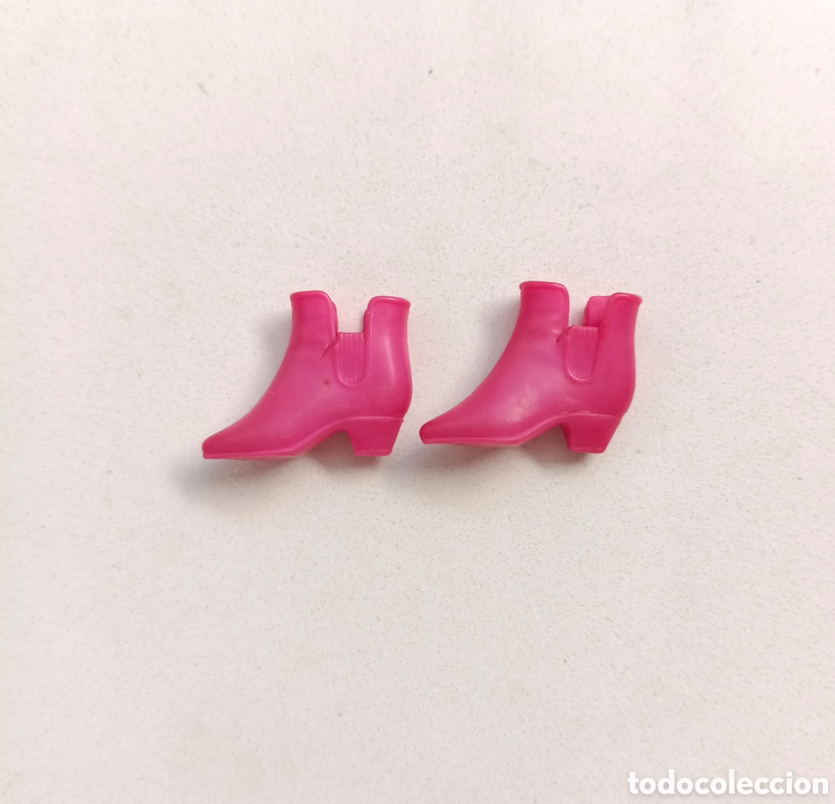 Barbie y Ken: Sindy zapatos botas rosa fucsia a&ntilde;os 80 90 Hasbro Barbie