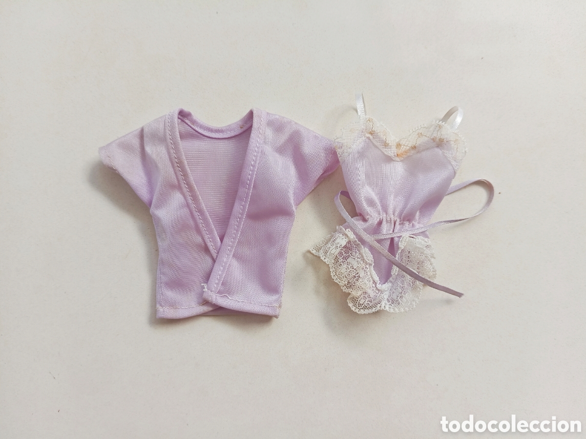 Barbie y Ken: Barbie Fashions Fancy Frills lingerie Spain 1991 bata, camisa y body morado lila lencer&iacute;a a&ntilde;os 90