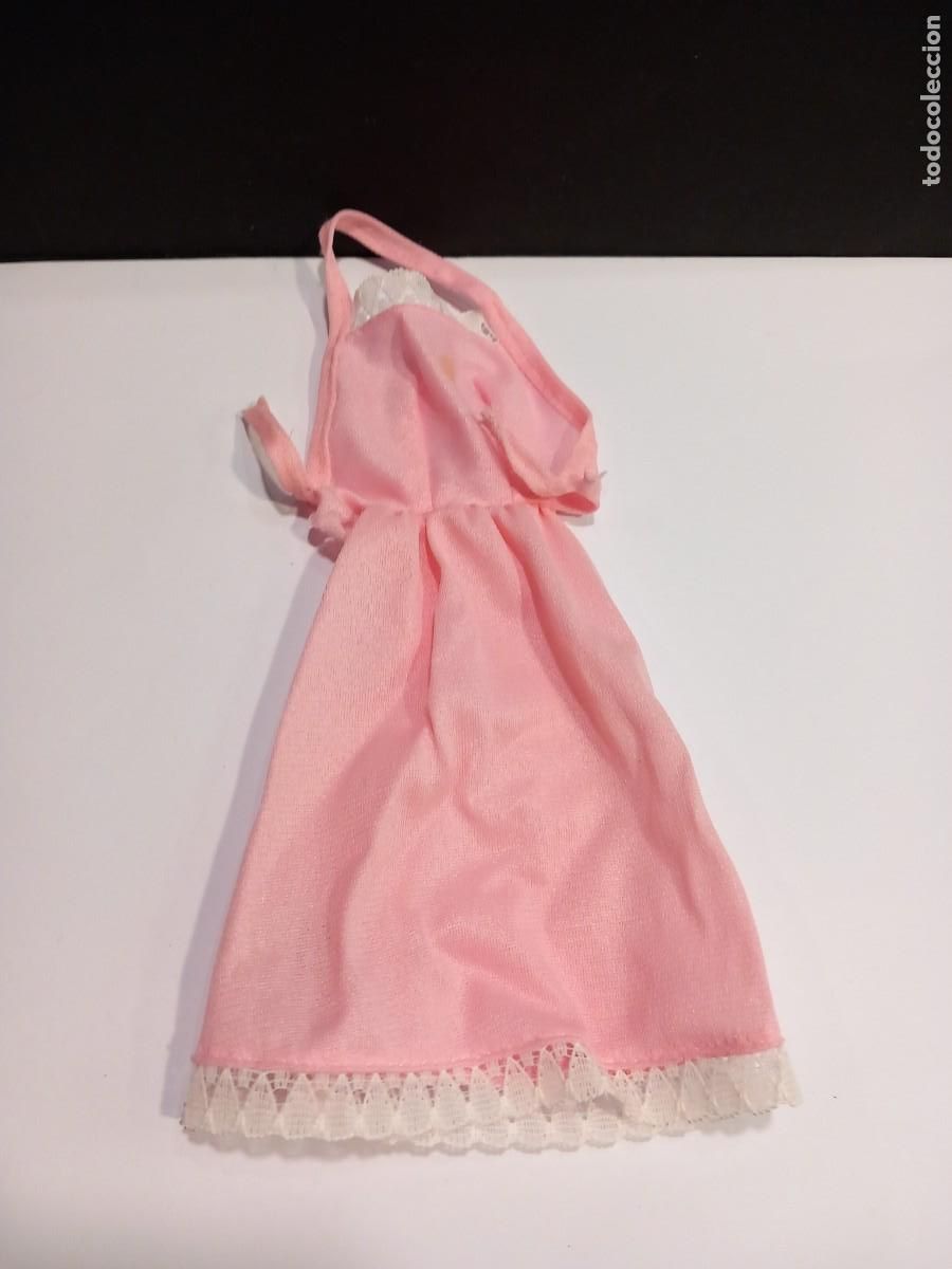 Barbie y Ken: BARBIE VESTIDO ORIGINAL DE &Eacute;POCA A&Ntilde;OS 70 - 80 CONSERVA LA ETIQUETA / COMPRA MIN&Iacute;MA 5 &euro;