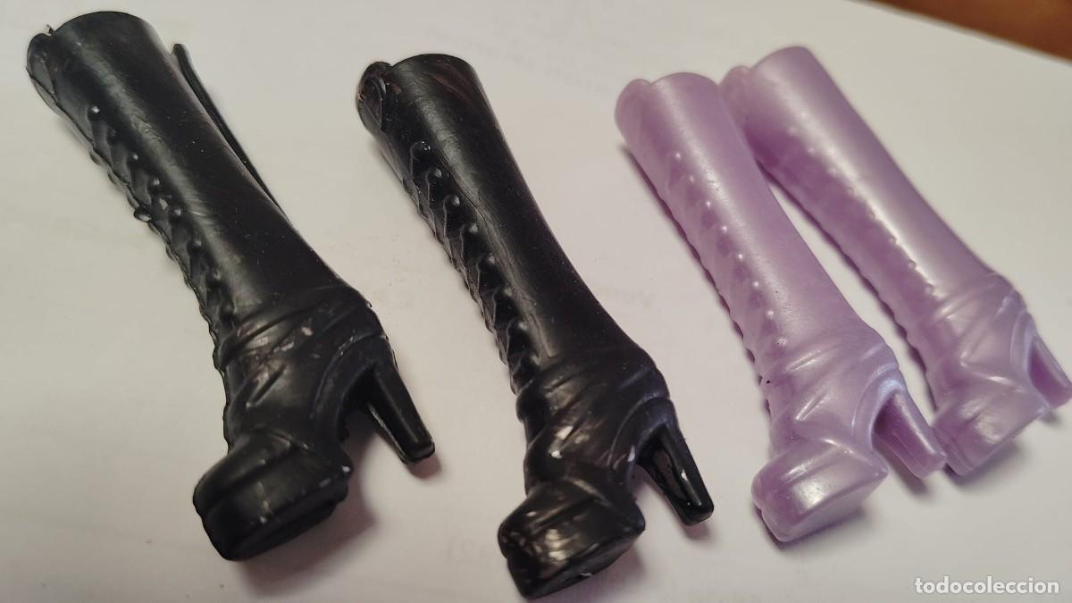 Barbie y Ken: botas para mu&ntilde;eca Barbie