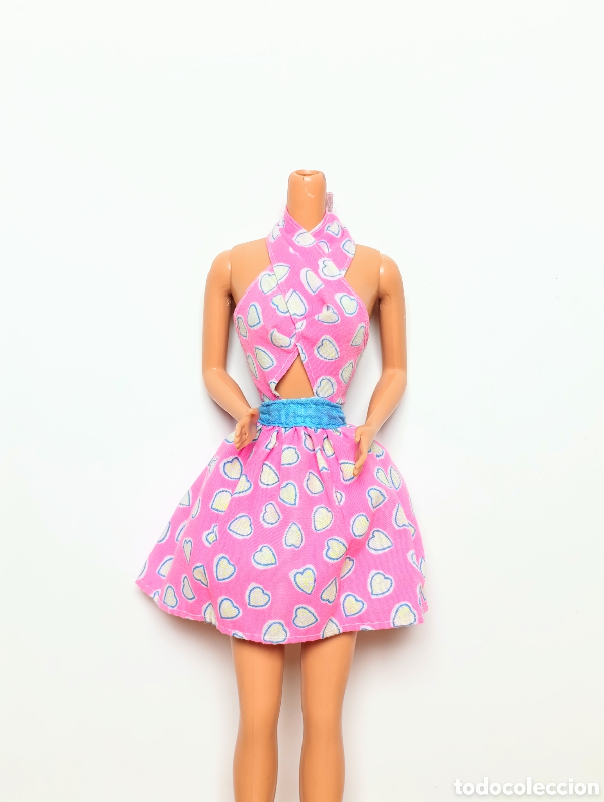 Barbie y Ken: Vestido Barbie great weekend fashions corazones