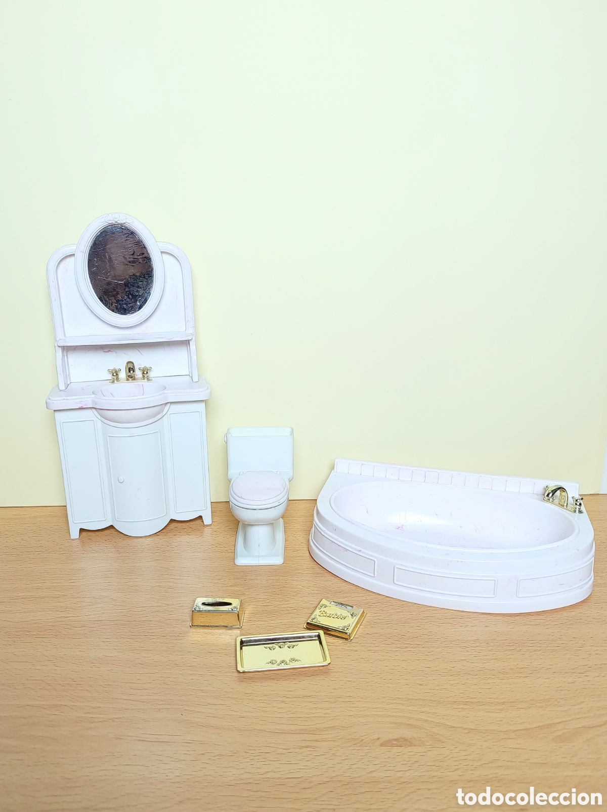 Barbie y Ken: Barbie bathroom/ muebles ba&ntilde;o folding pretty