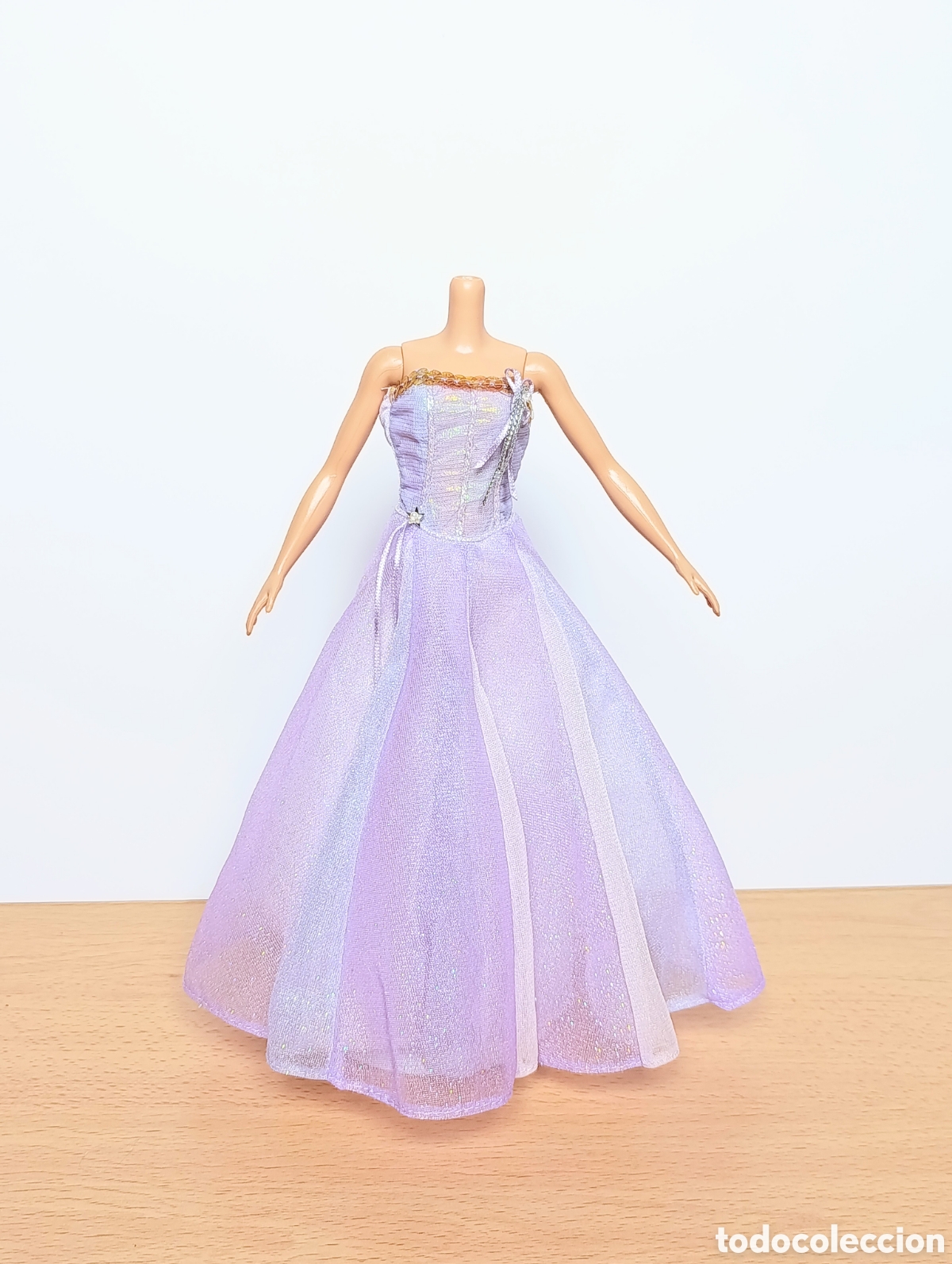 Barbie y Ken: Vestido Barbie Annika magic of pegasus