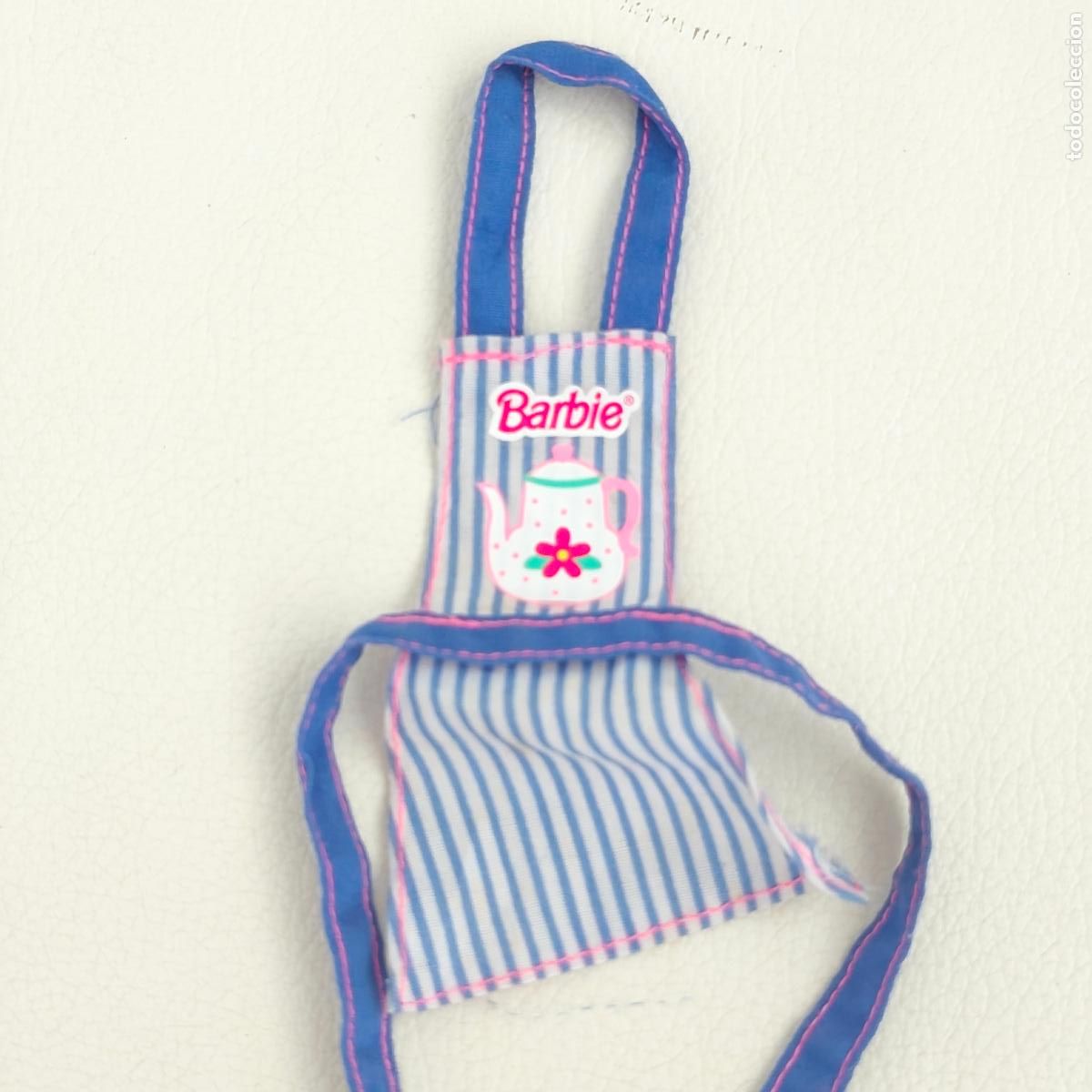 Barbie y Ken: 1998 Barbie Sweet Treats 20780 Azul Blanco Rosa Rayas Cocina Delantal