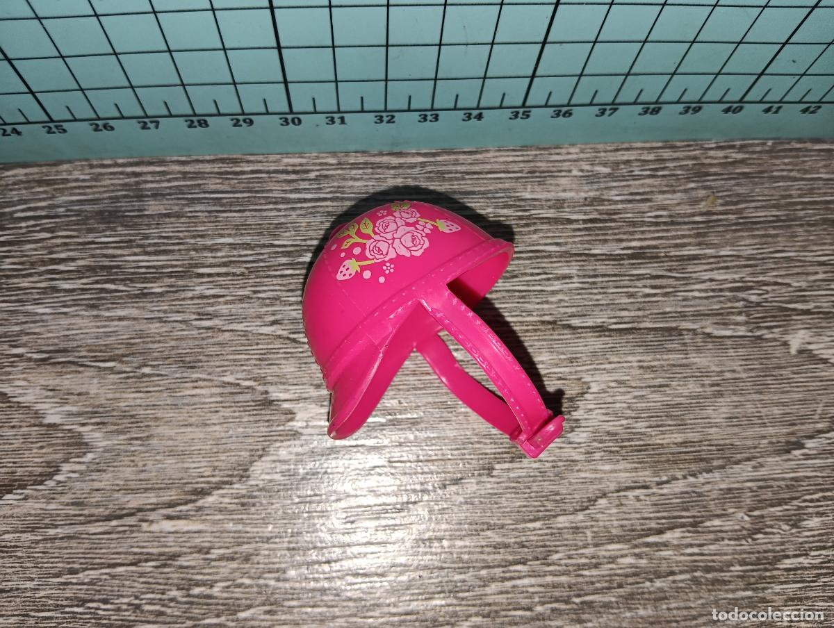 Barbie y Ken: Casco de mu&ntilde;eca Barbie - Foto 1