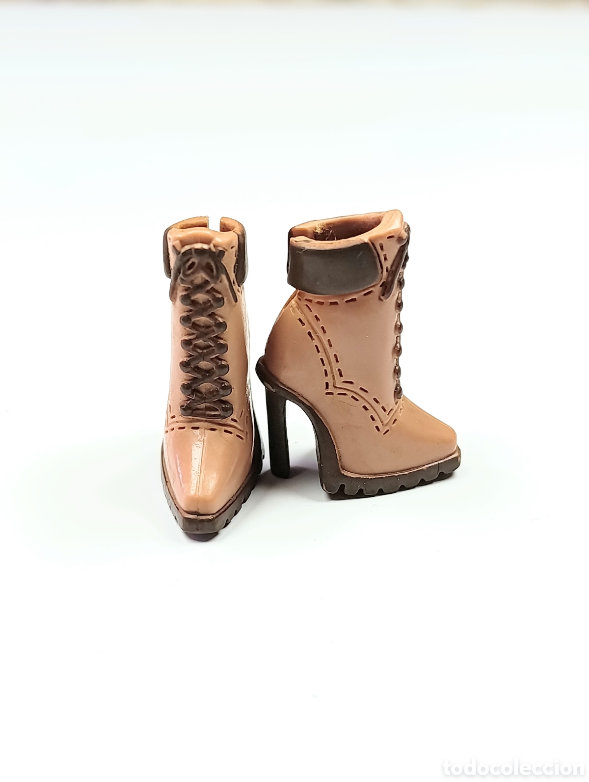 Barbie y Ken: Botines marrones barbie my scene