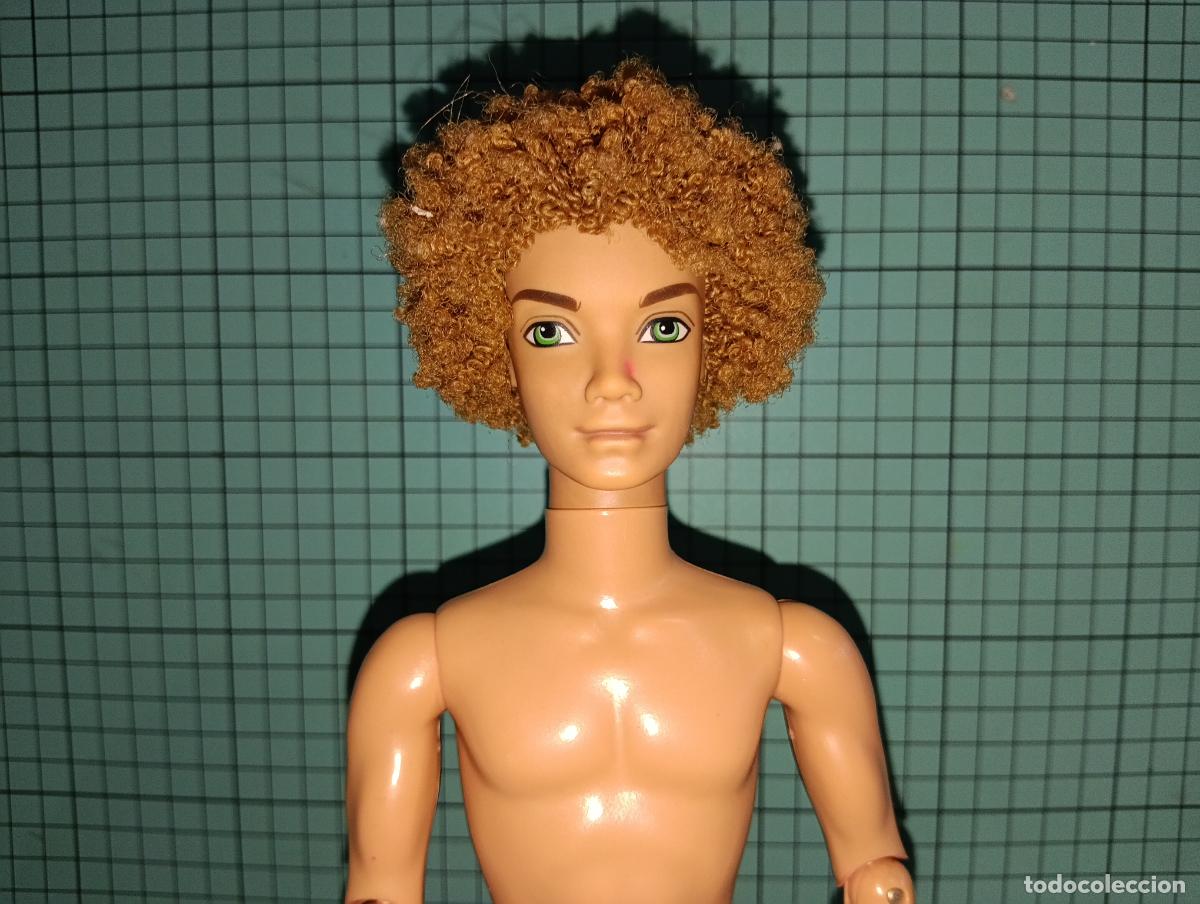 Barbie y Ken: Ken my Scene Bryant articulado