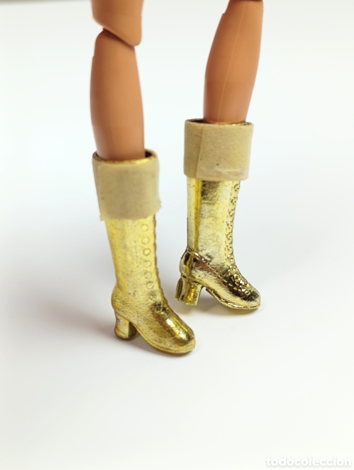 Barbie y Ken: Botas doradas barbie clone vintage