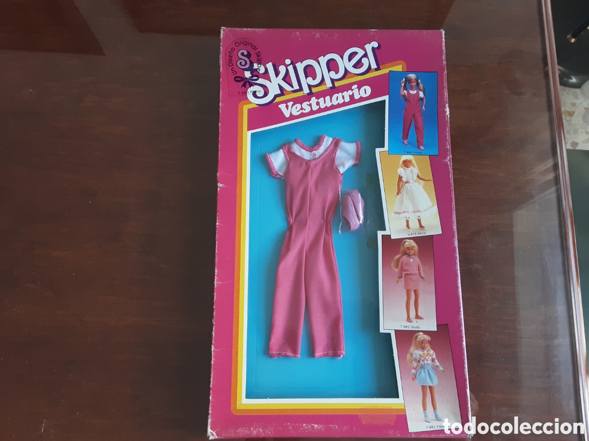 Barbie y Ken: Barbie. Vestido Skipper. Mattel. Nuevo