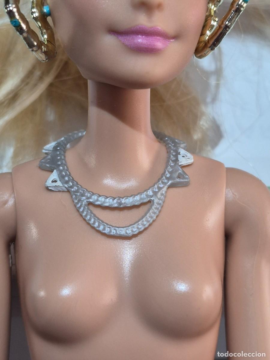 Barbie y Ken: Gargantilla collar mu&ntilde;eca barbie - Foto 1