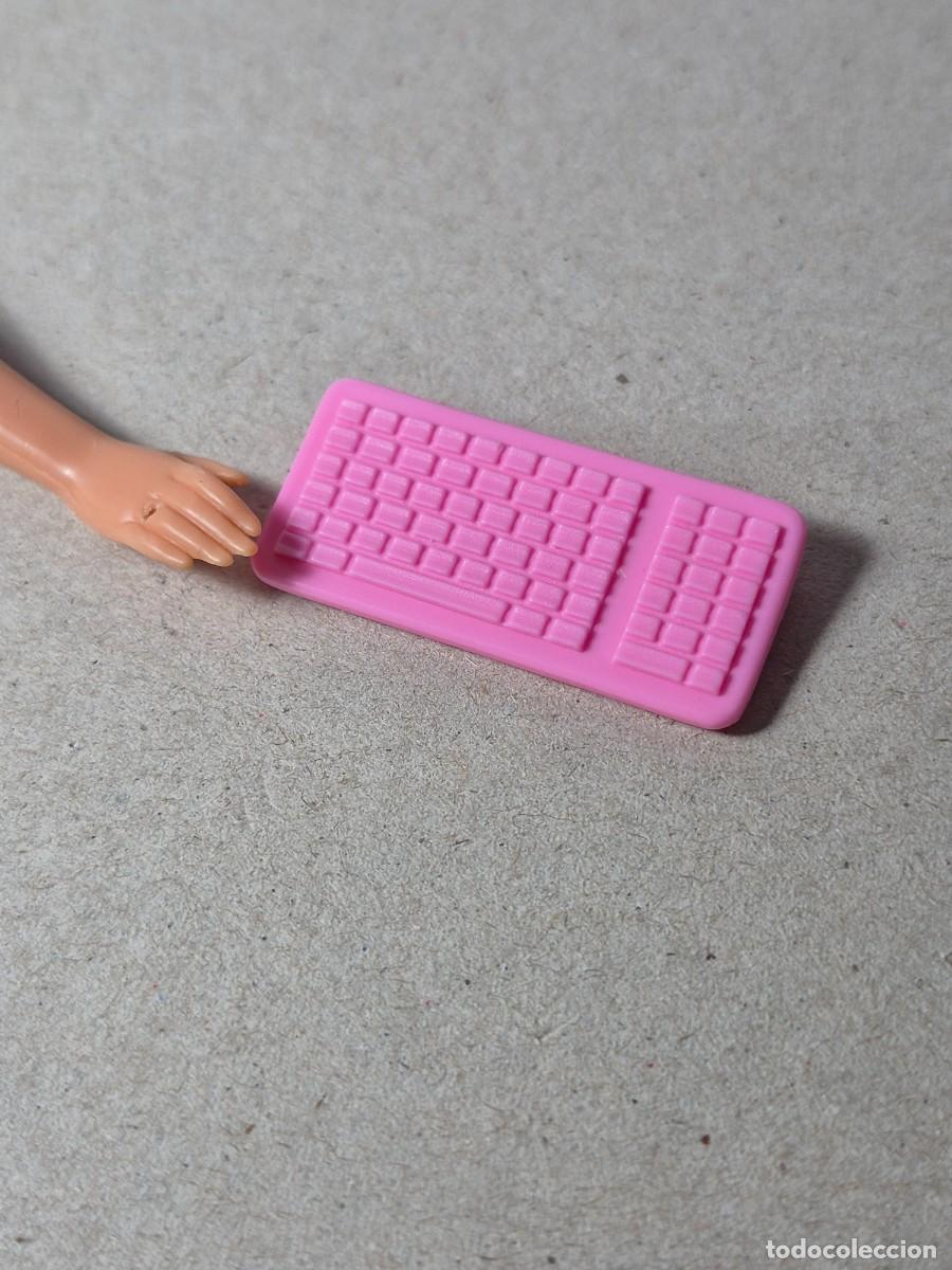 Barbie y Ken: Teclado ordenador barbie