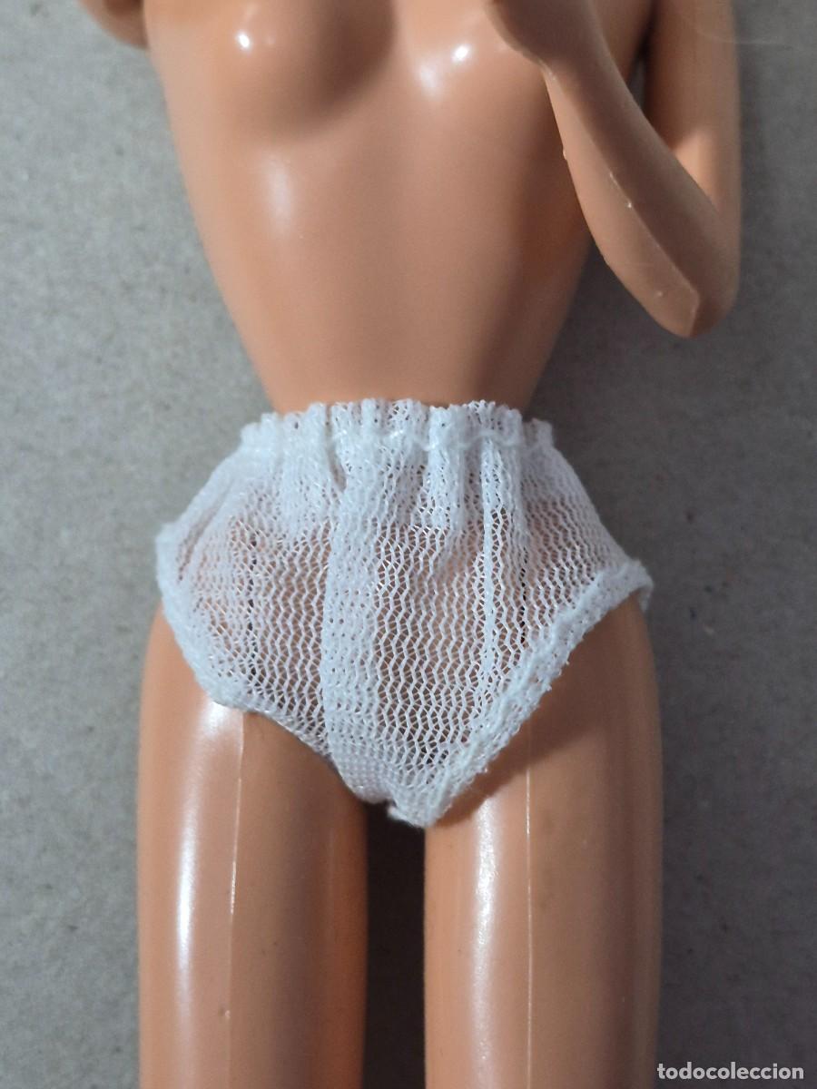 Barbie y Ken: Bragas, braguitas, ba&ntilde;ador barbie