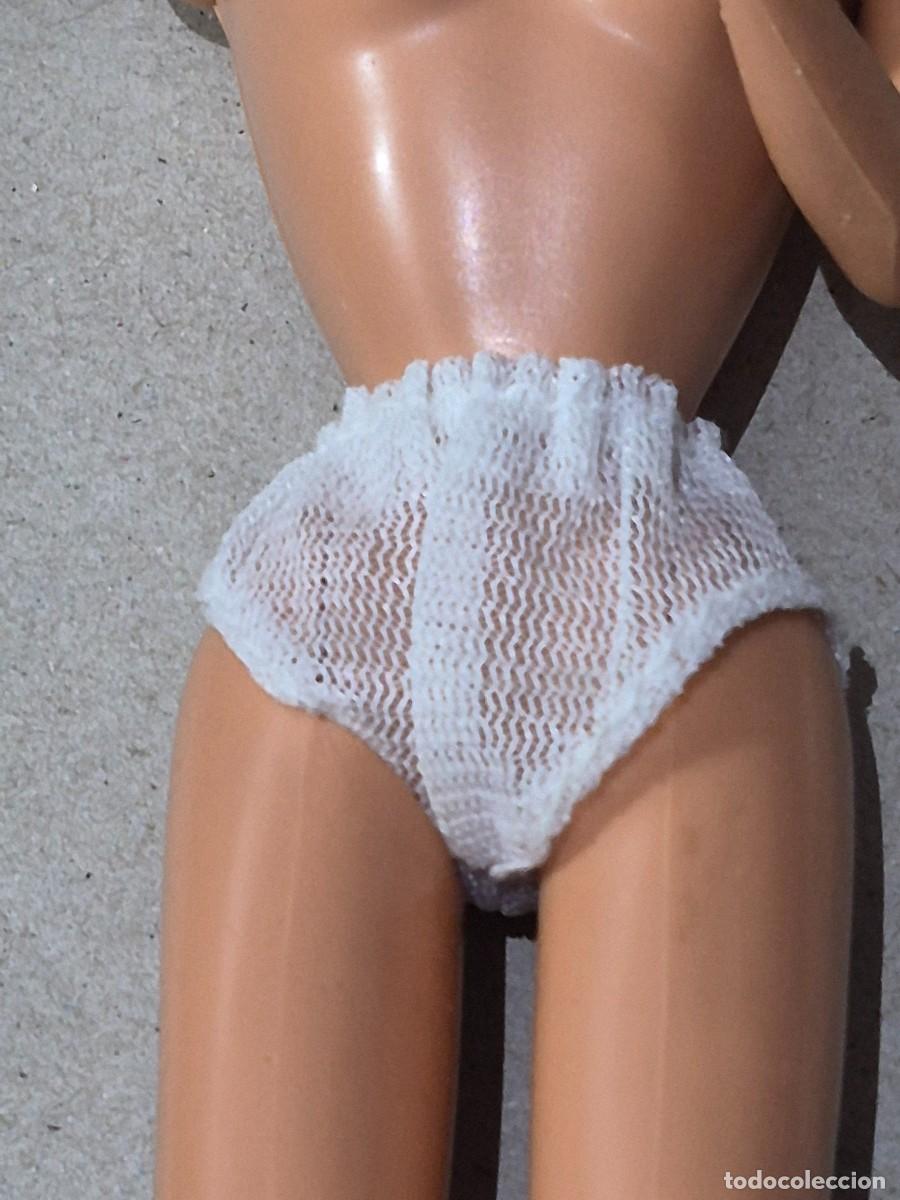 Barbie y Ken: Bragas, braguitas, ba&ntilde;ador barbie