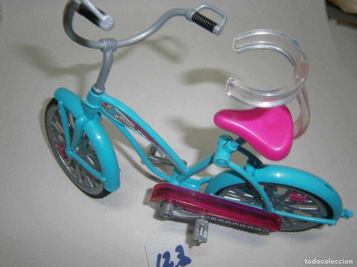 Barbie y Ken: BICICLETA PARA MU&Ntilde;ECA BARBIE