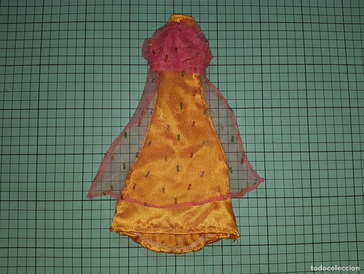Barbie y Ken: Vestido de mu&ntilde;eca Barbie pa&iacute;ses del mundo Uganda