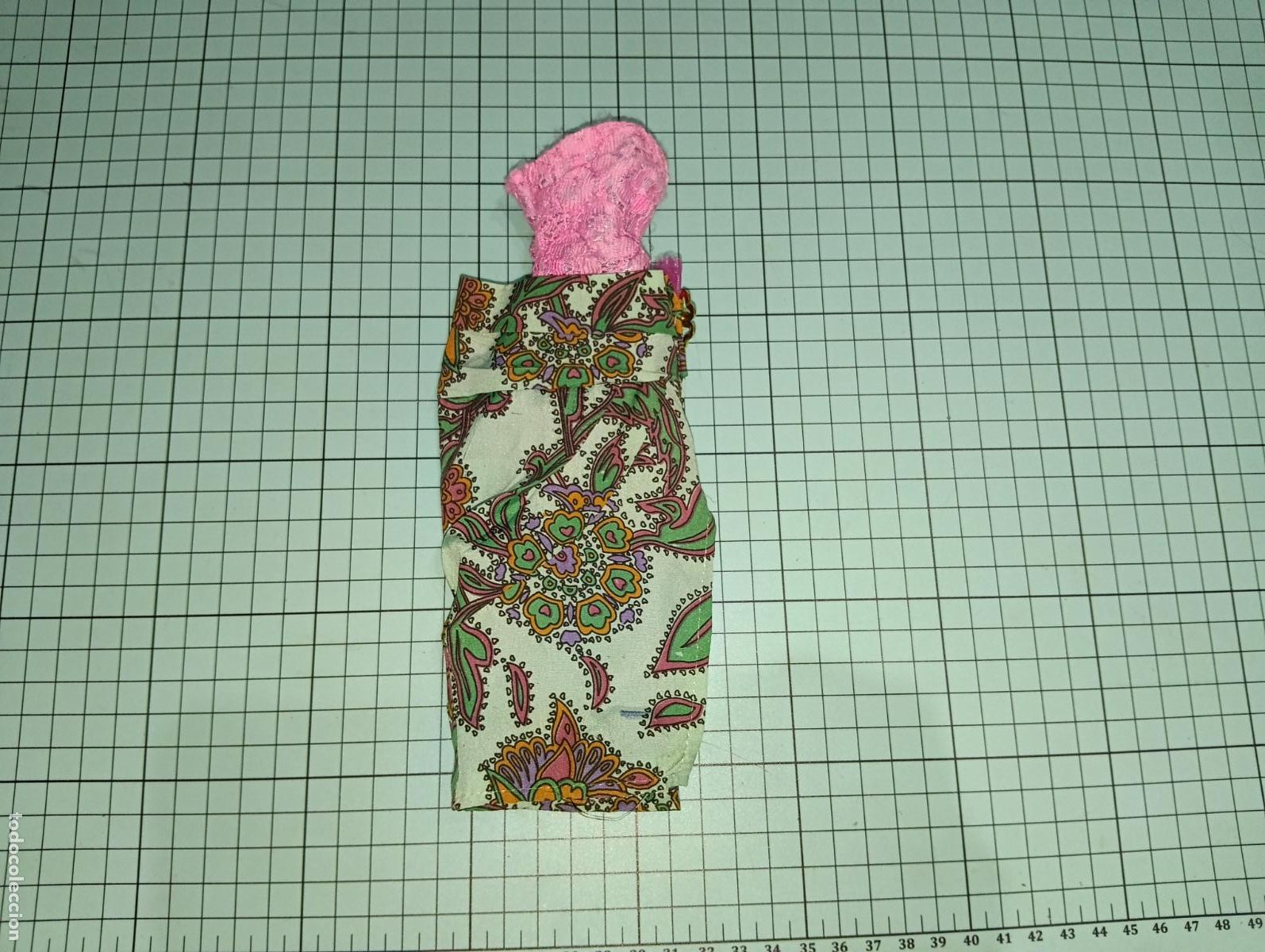 Barbie y Ken: Vestido de mu&ntilde;eca Barbie pa&iacute;ses del mundo
