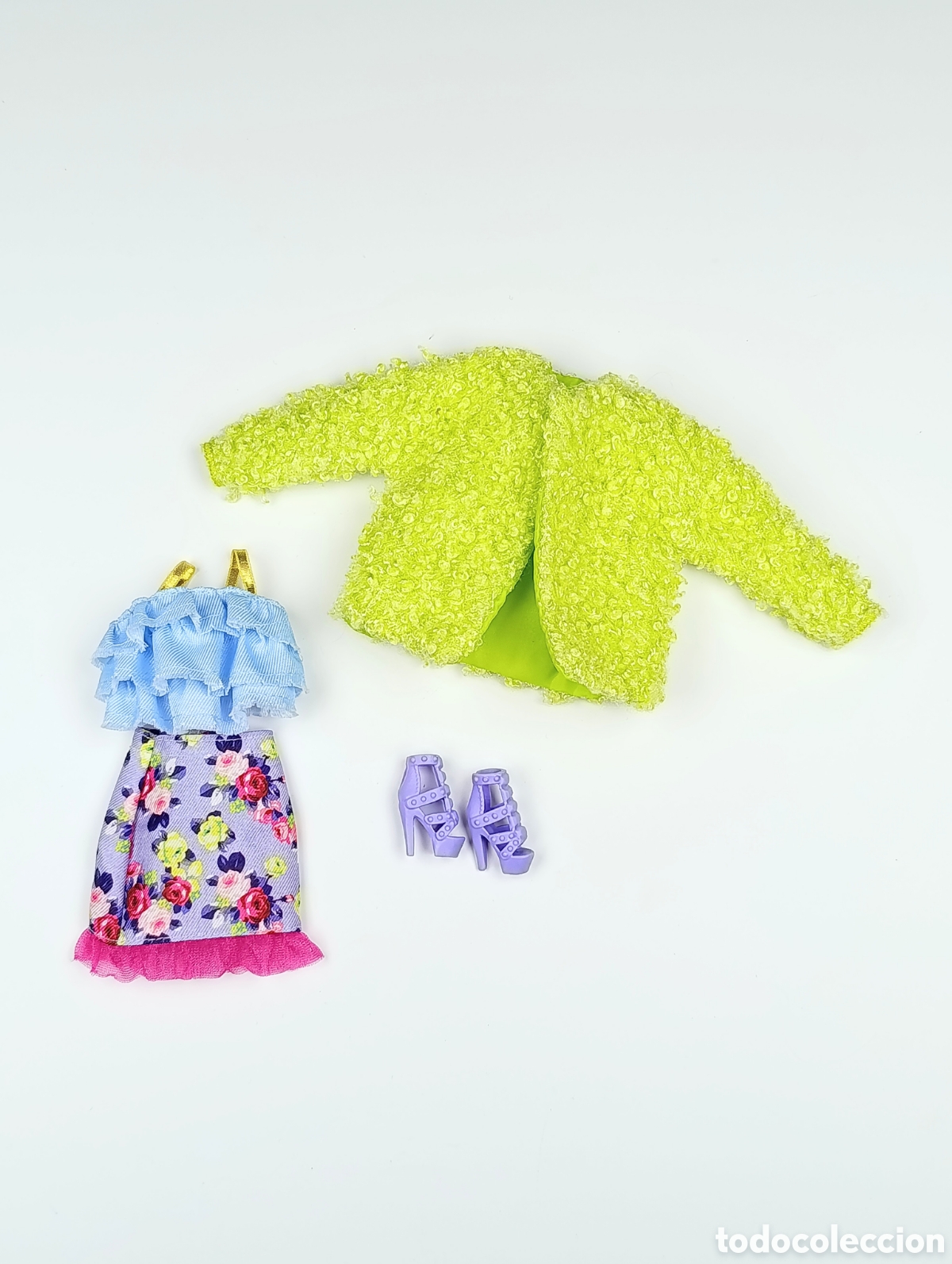 Barbie y Ken: Outfit ropa barbie chaqueta verde