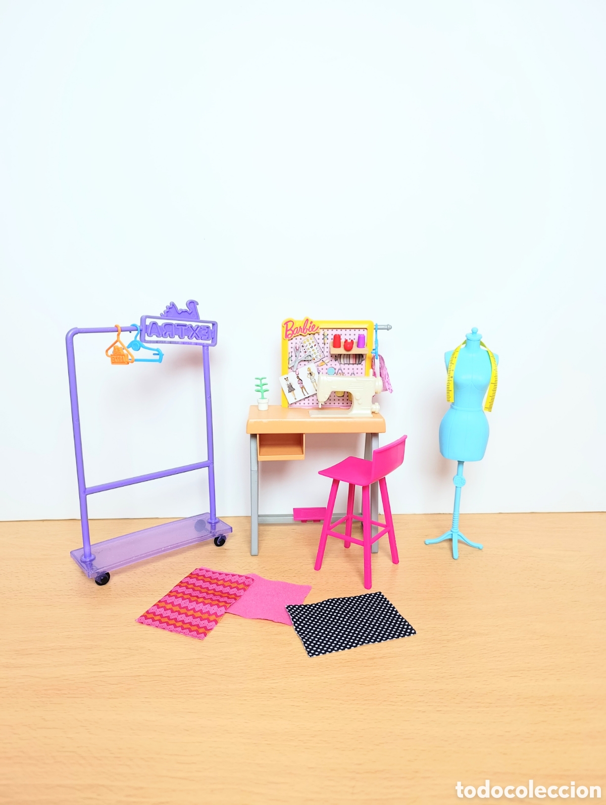 Barbie y Ken: barbie you can be fashion designer/ costurera