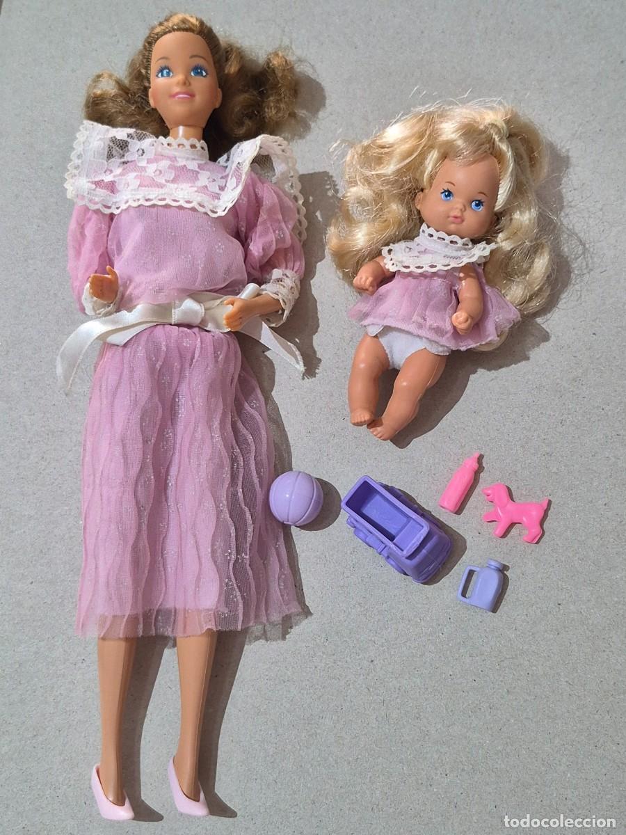 Barbie y Ken: Mam&aacute; y ni&ntilde;a familia coraz&oacute;n mattel