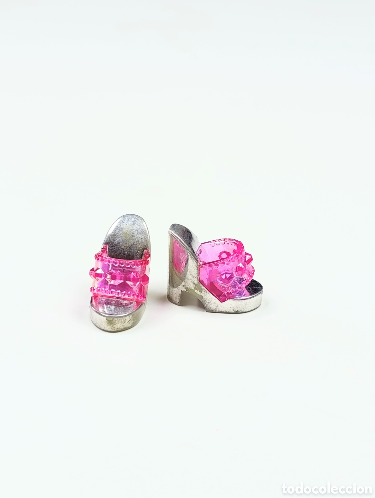 Barbie y Ken: Tacones plateados barbie pretty treasures