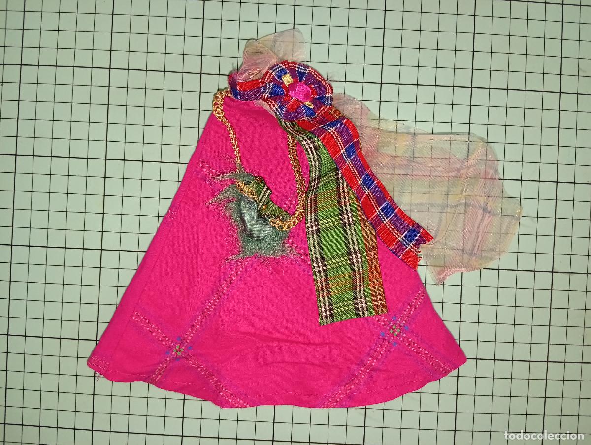 Barbie y Ken: Falda de mu&ntilde;eca Barbie Europa paises del mundo