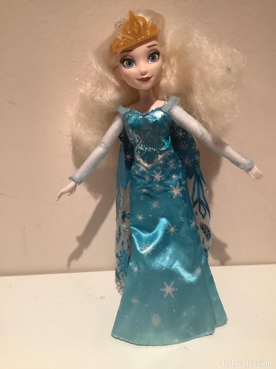Barbie y Ken: Mu&ntilde;eca Frozen de Hasbro no s&eacute; si Barbie o Disney
