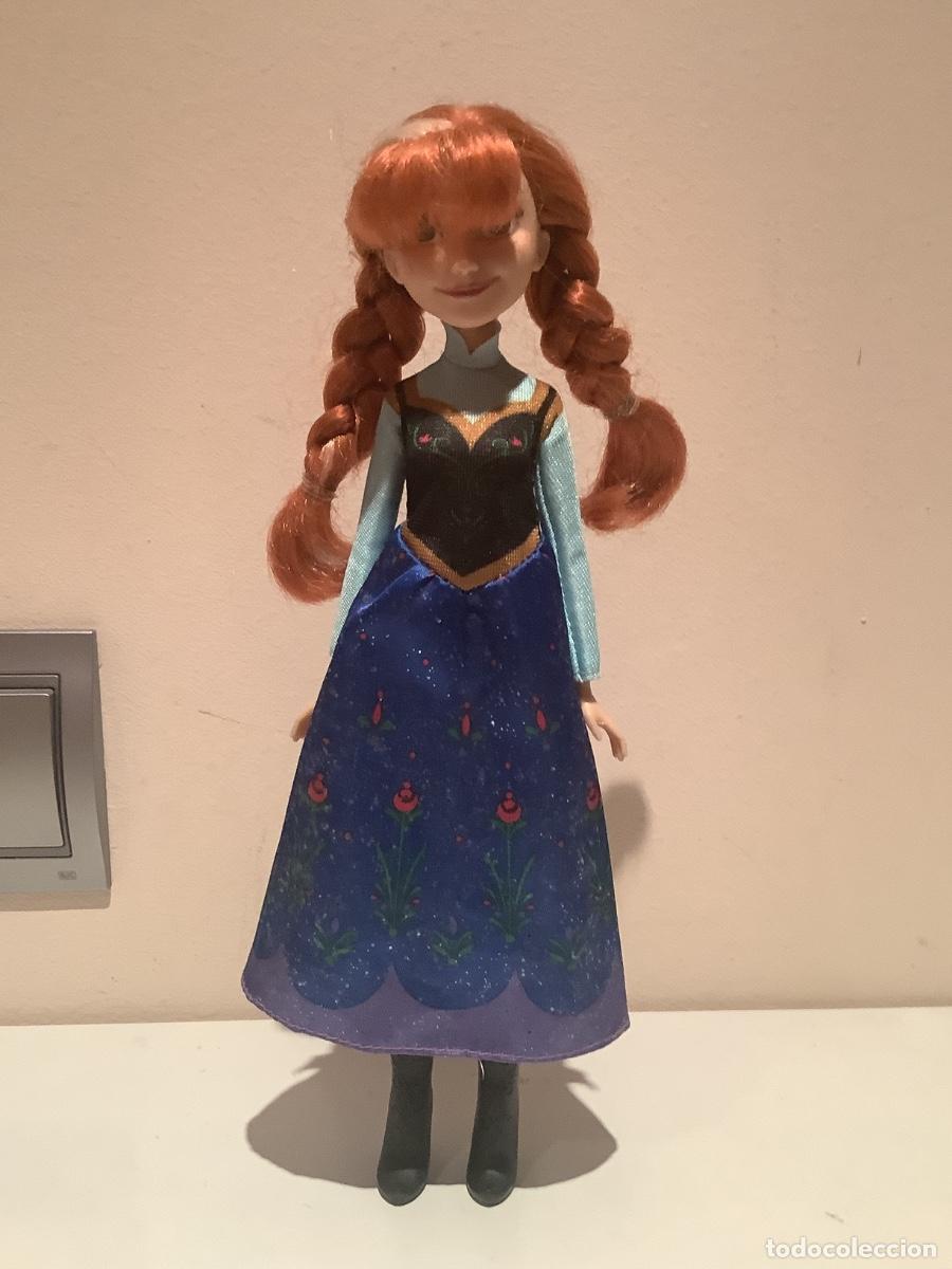 Barbie y Ken: Mu&ntilde;eca Rapunzel de Hasbro Disney