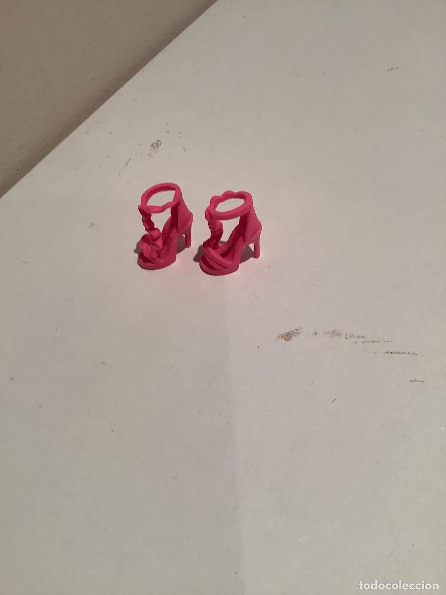Barbie y Ken: Par de Zapatos de Barbie - Foto 2