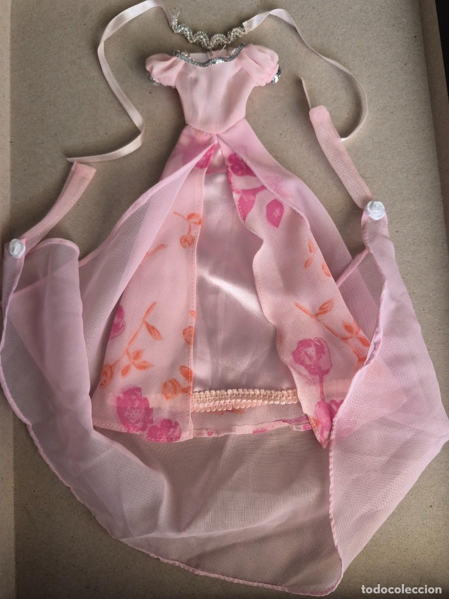 Barbie y Ken: Vestido barbie por el mundo Dinamarca
